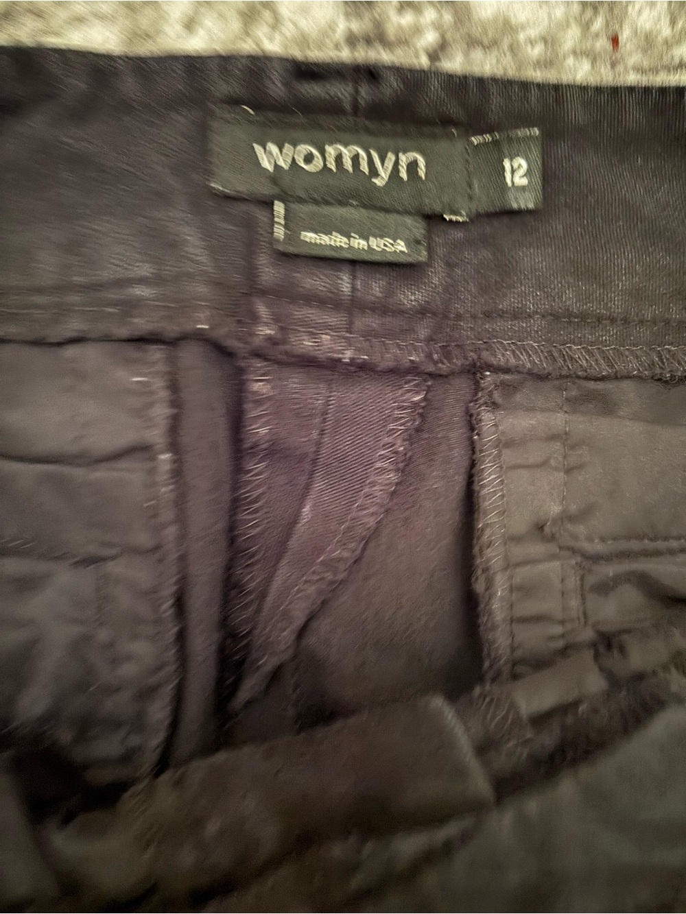 Womyn Black Cotton Blend Bermuda Shorts Size 12 Stretch‎ - Picture 3 of 3